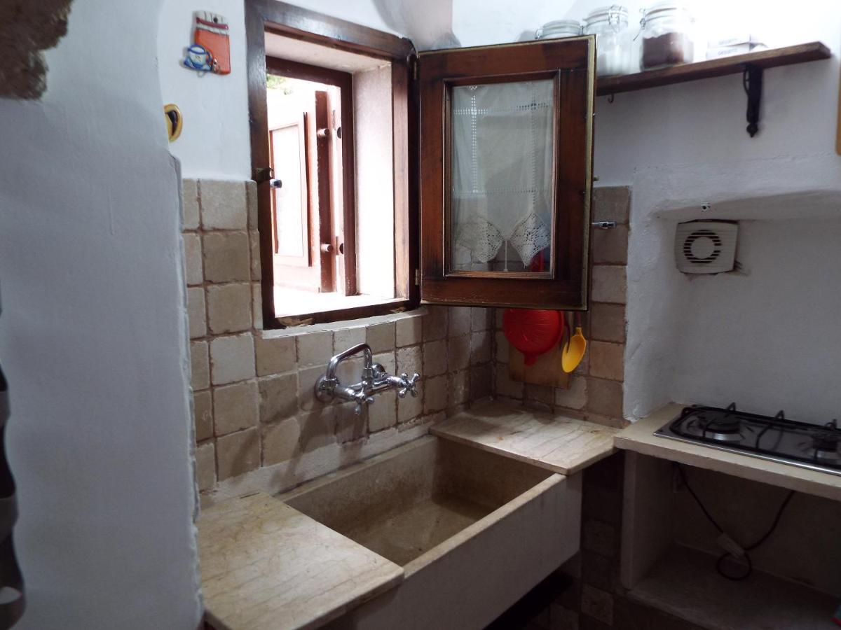 Elda Guest House Остуні Екстер'єр фото